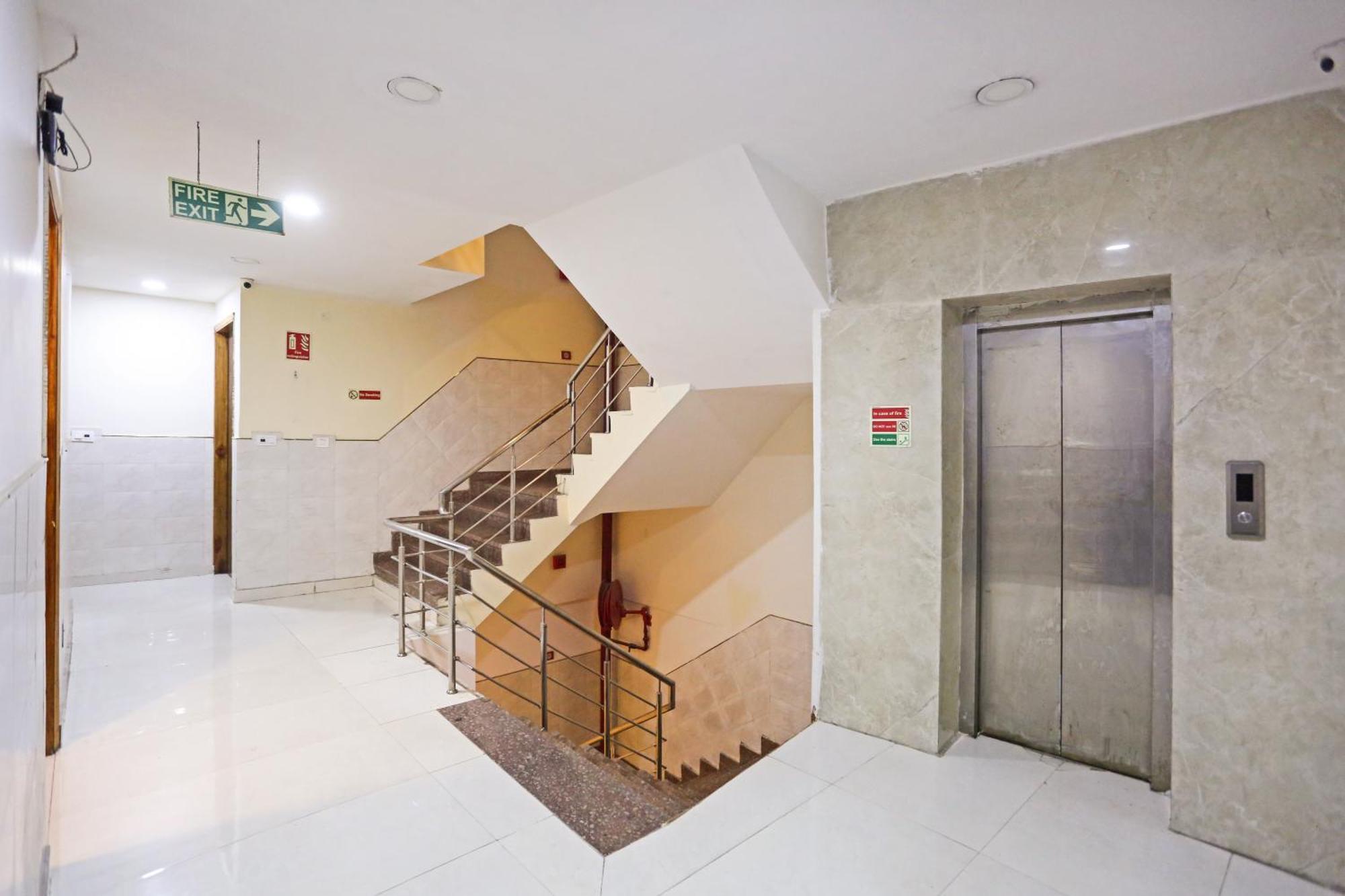 Hotel Happy Stay Delhi Airport New Delhi Exterior photo